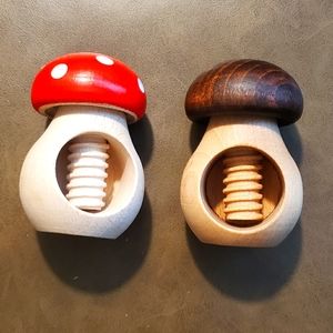 x4 Mushroom Nutcrackers Red Polka & Brown Nutcrackers from Europe